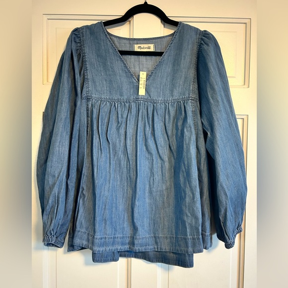 Madewell Tops - Madewell V-Neck Blue Denim Blouse